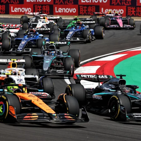 Гран-при Китая: McLaren видит угрозу со стороны Mercedes в гонке Формулы-1