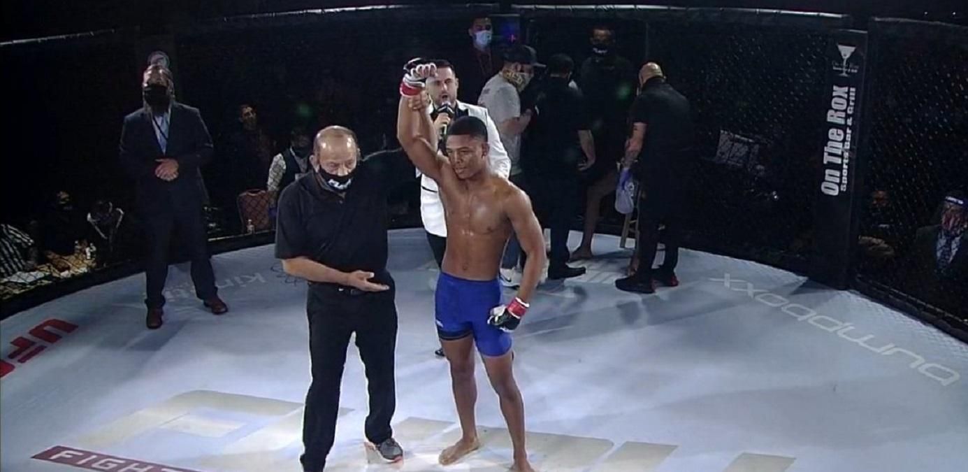Preview Сокрушительный апперкот отправил бойца в нокаут на турнире Fury FC 103