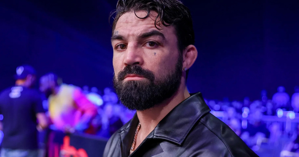 Preview Дилон Дэнис удивлен заявлению Майка Перри о бое MMA вместо KSI