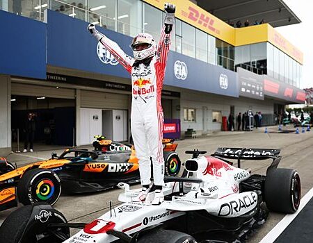 Гран-при Японии: Макс Ферстаппен возвращает McLaren к реальности, проблемы Ferrari, первый домашний уик-энд Юки Цуноды, трудности Джека Духана