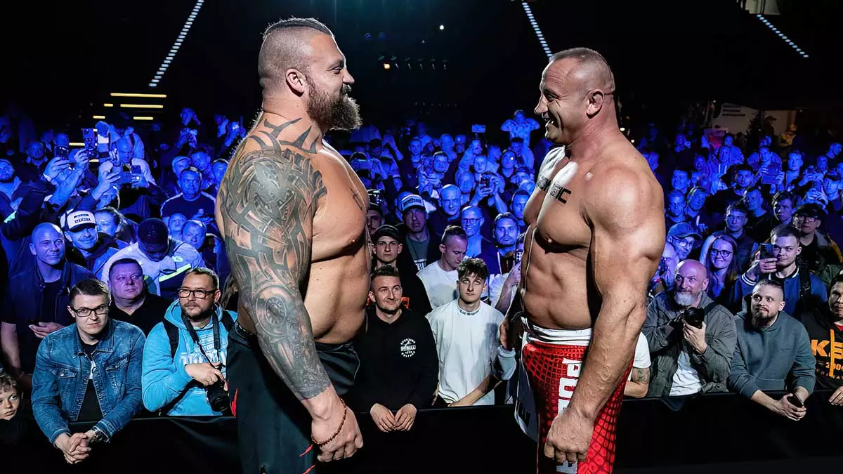 Preview Эдди Холл сокрушил пятикратного «Сильнейшего человека мира» Мариуша Пудзяновского за 30 секунд в дебютном бою по ММА