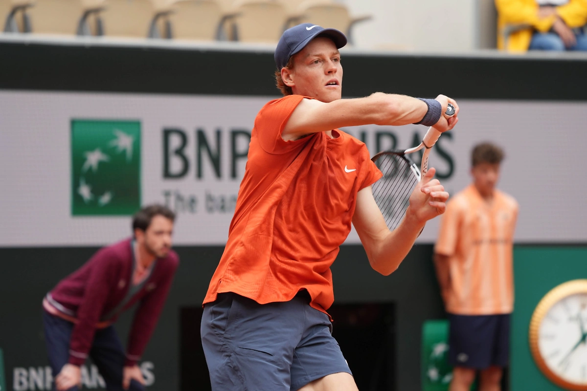 Preview Янник Синнер показал благородство после падения соперника на Italian Open
