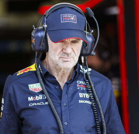 Уход Эдриана Ньюи из Red Bull вызвал множество проблем, считает Серхио Перес
