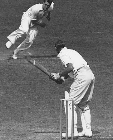 Легенда Крикета: Вспоминая Гарольда ‘Дики’ Берда