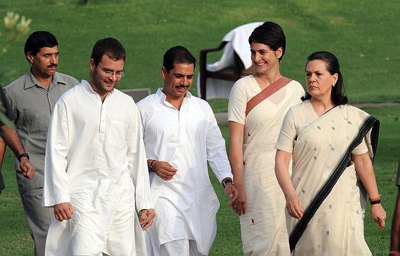 Preview Штормовые Предупреждения: Неудачи Рахула и Травма Кришны Бросают Тень на Подготовку Индии к Серии с Вест-Индией