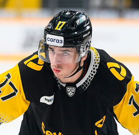 «Северсталь» кует победу в Новосибирске: Как Абросимов взошел на снайперский Олимп КХЛ