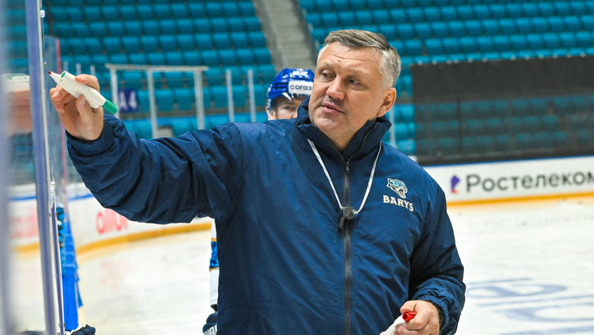 Preview «Сибирь» начинает новую эру: победа в буллитной драме под руководством Вячеслава Буцаева