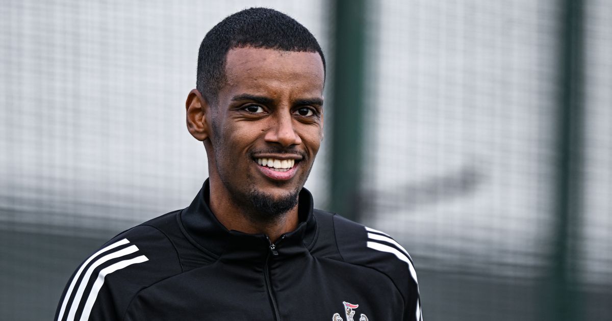 Preview Александр Исак: Отголоски британского рекорда и первые шаги на «Энфилде»