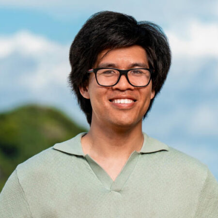 От виртуальных арен к реалити-шоу: Как киберспортсмен Джейсон Треул перекраивает стратегию Survivor 49