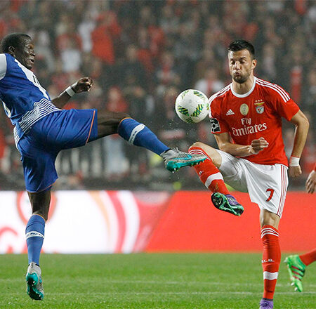 «Канонирки» на подъеме: Как «Арсенал» преодолел «Бенфику» и свои трудности в Лиге Чемпионов