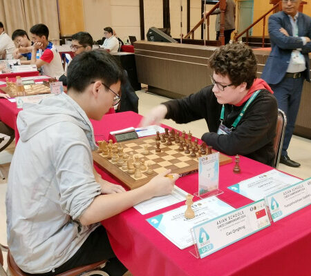 Юные шахматные надежды России: На «экваторе» Первенства Азии – борьба за золото обостряется