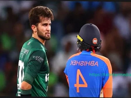 Шахин Африди снялся с аукциона The Hundred в последний момент