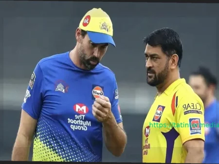 М.С. Дхони симулирует травму? Майкл Воган подозревает «стратегический маневр» в лагере CSK перед IPL 2026