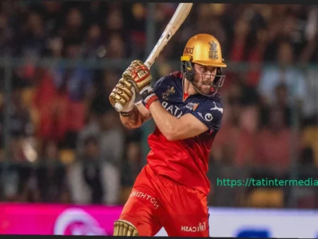 Обновление по травме Фила Сэльта: Динеш Картик поделился важной информацией о стартовом бэтсмене RCB перед матчем с DC