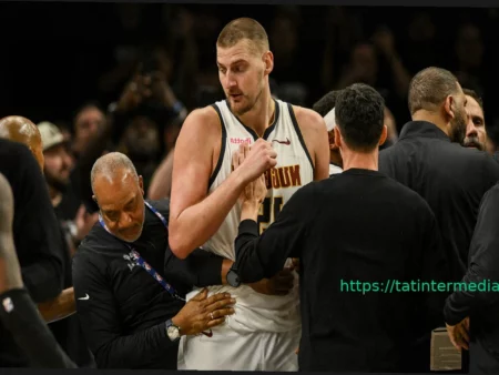 Тренер «Наггетс» раскритиковал Джейдена Макдэниелса за проход под кольцо, приведший к стычке с Николом Йокичем