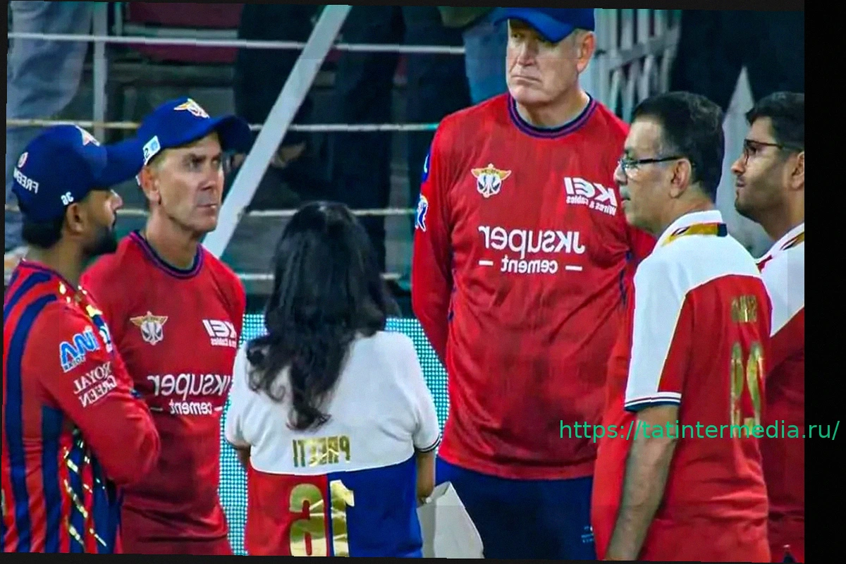 Preview Санджив Гоенка гневно общается с тренерами LSG после поражения от DC в IPL