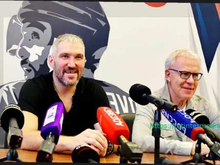 Фетисов: Овечкину стоит продлить контракт ради чистого завершения карьеры