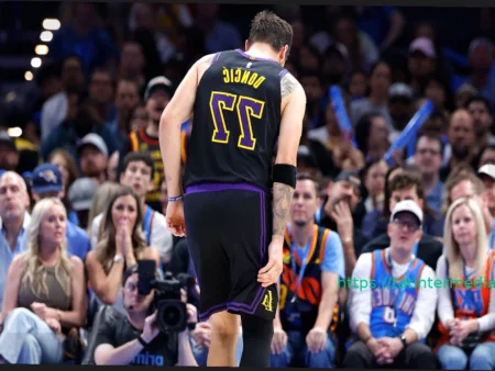 Лука Дончич: Травма подколенного сухожилия и угроза квалификации на награды НБА