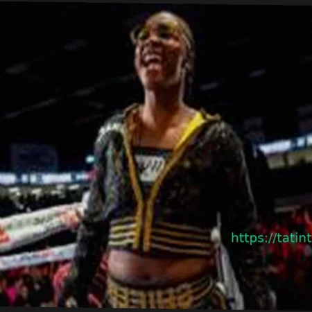 Shields to fight Scott before potential Price bout