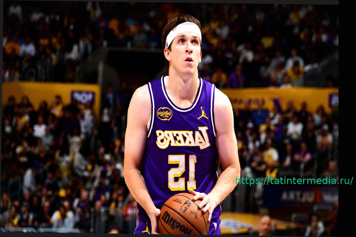 Preview What Austin Reaves’ record four-year, $185 million max contract means for the Lakers, LeBron James, more